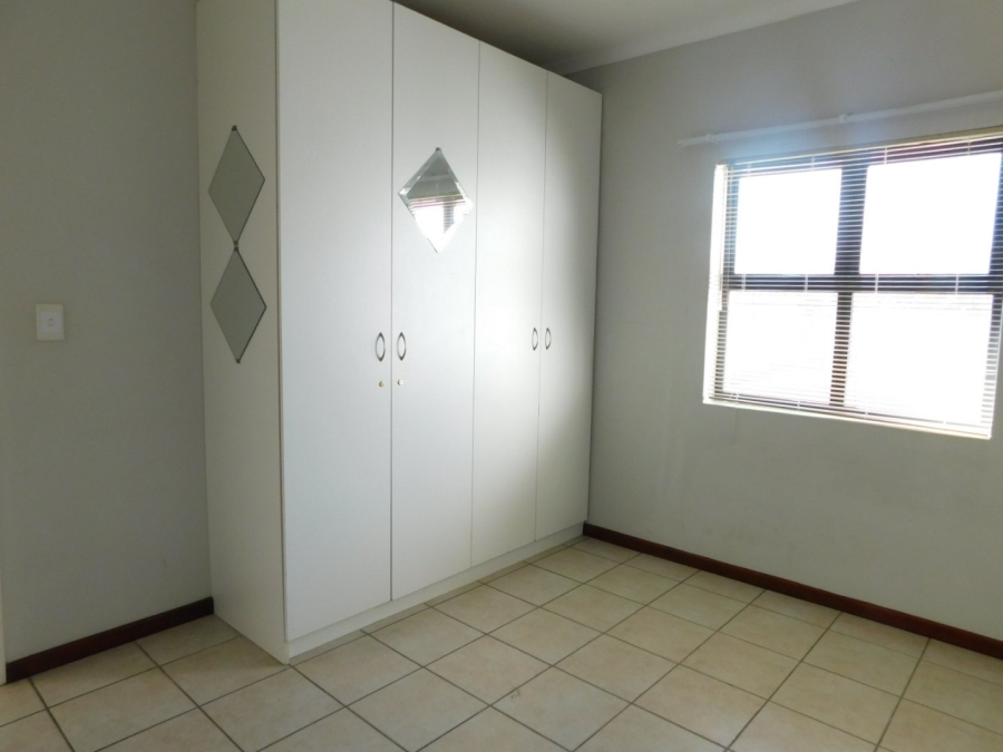 2 Bedroom Property for Sale in Admirals Park Western Cape